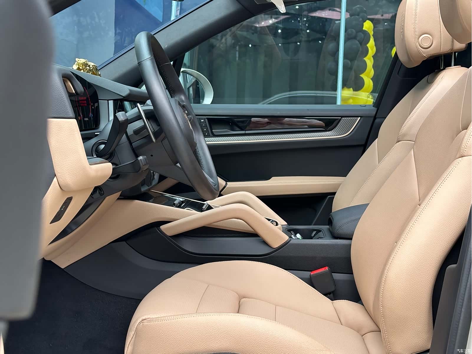 Porsche Cayenne, 2025 4