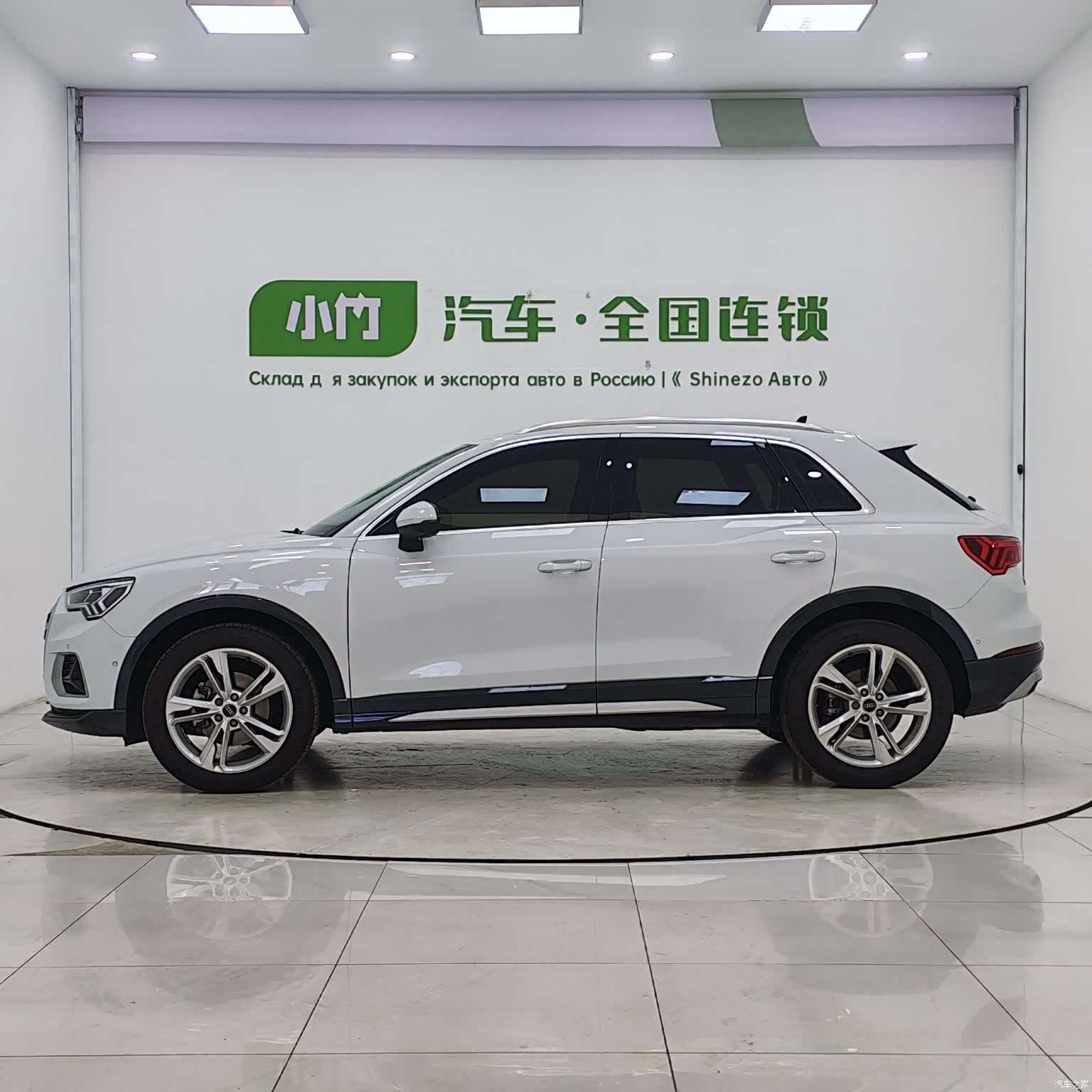 Audi Q3, 2023 все фото