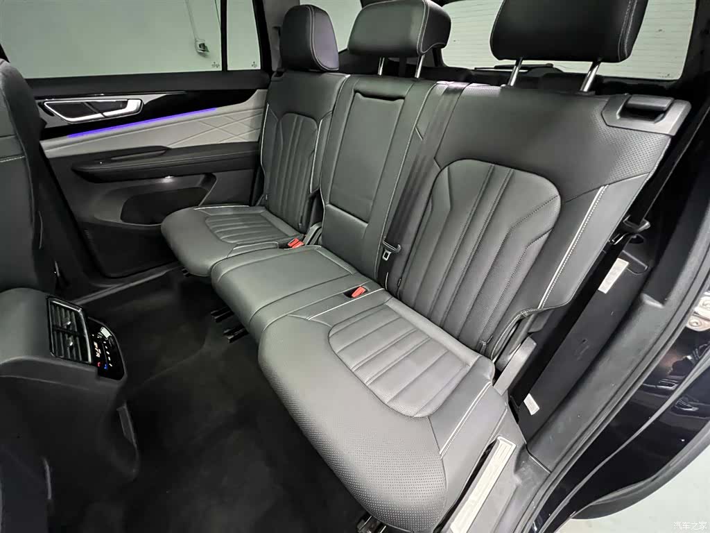 Volkswagen Teramont, 2023 14