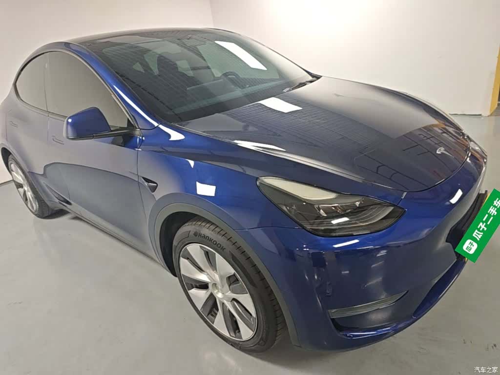 Tesla Model Y, 2021 4