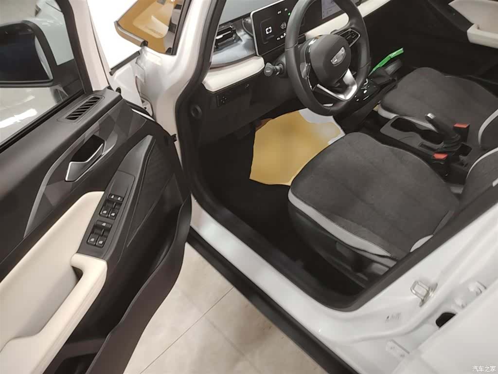 Geely E, 2023 16