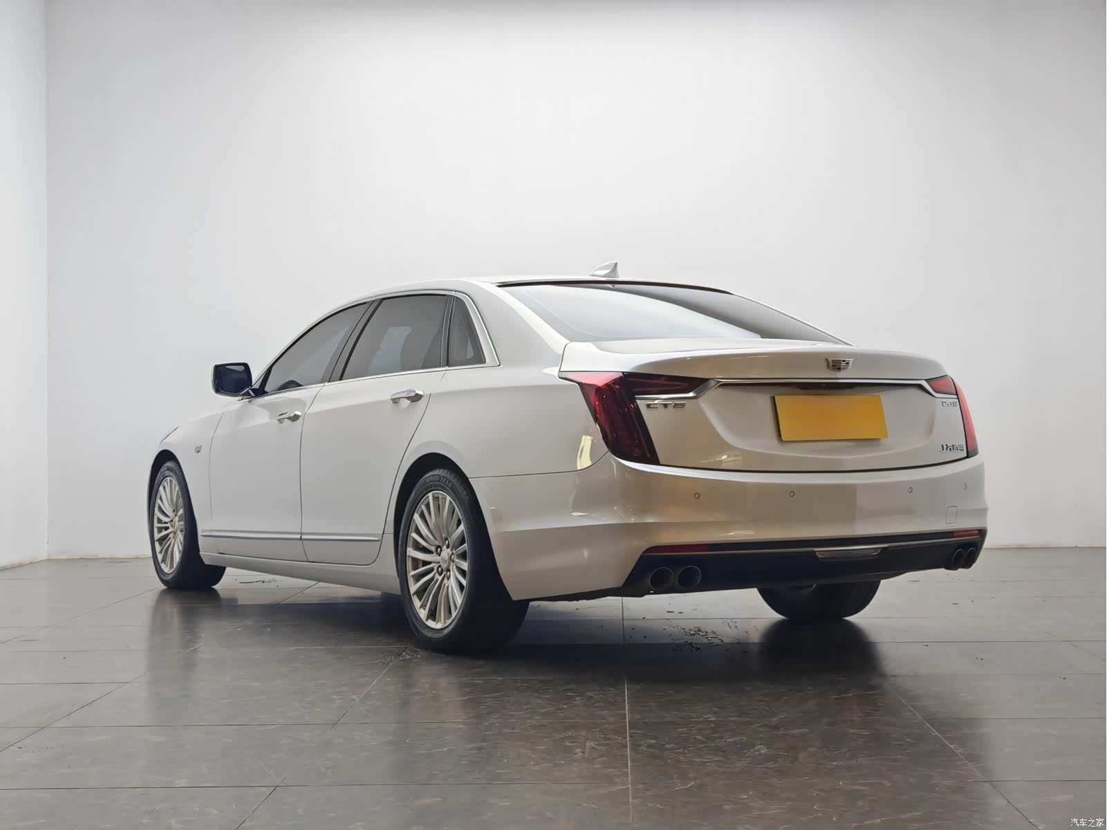 Cadillac CT6, 2021 4
