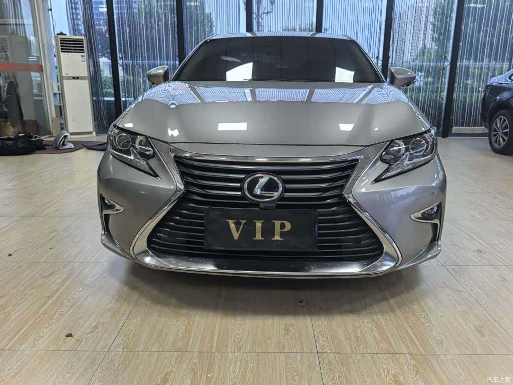 Lexus ES, 2017 2
