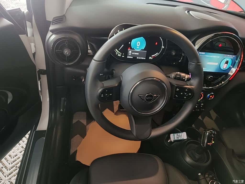 Mini Cooper, 2023 11