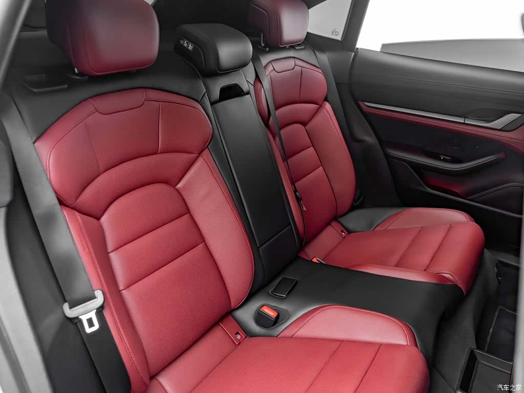 Porsche Taycan, 2023 21