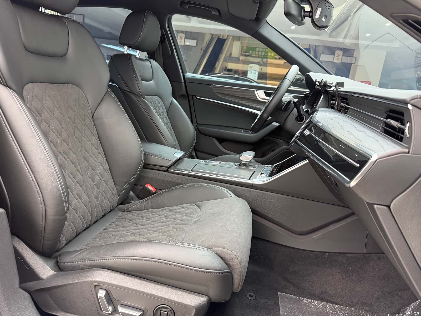 Audi A6L, 2024 18