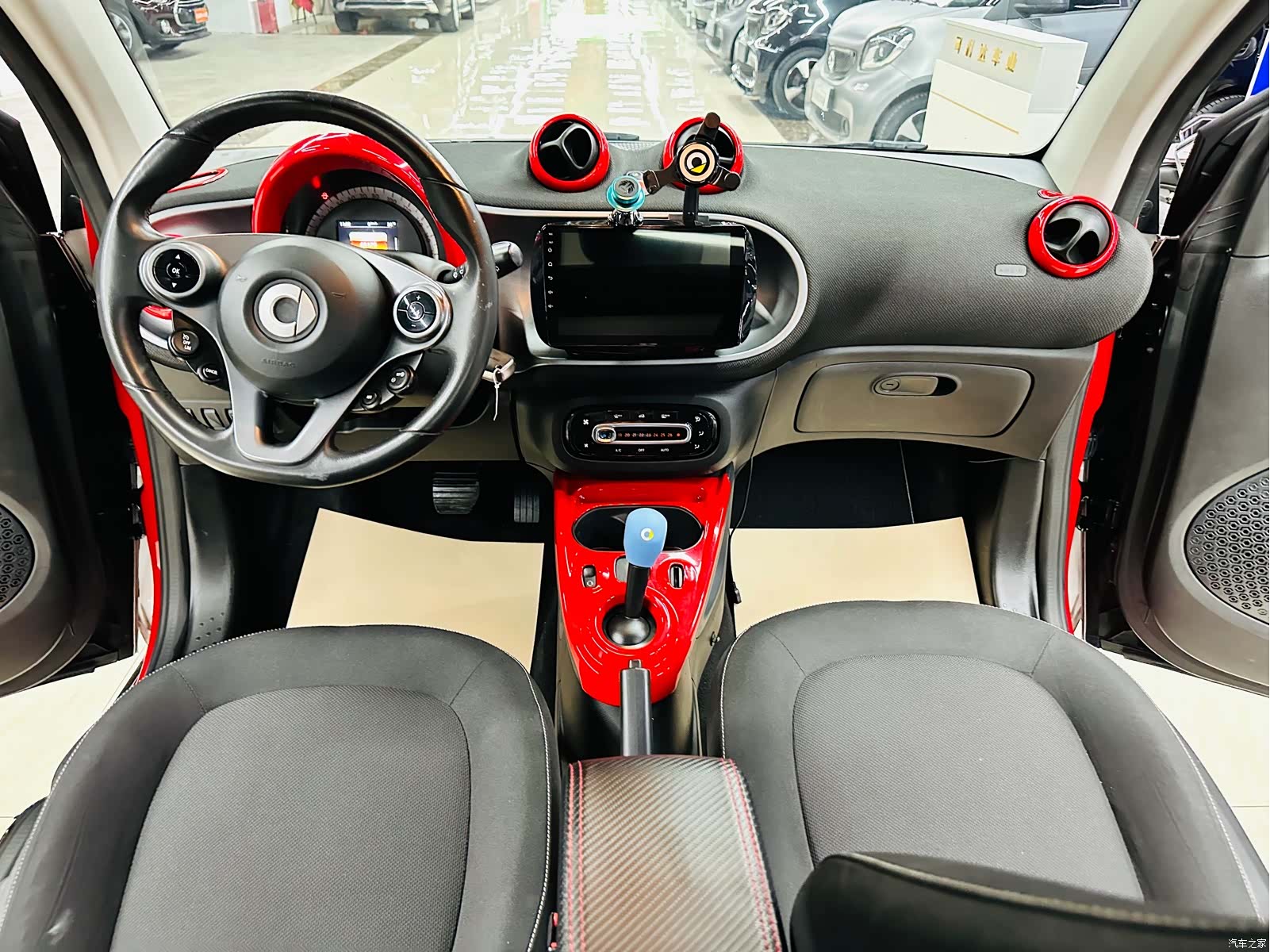 Smart Fortwo, 2017 25