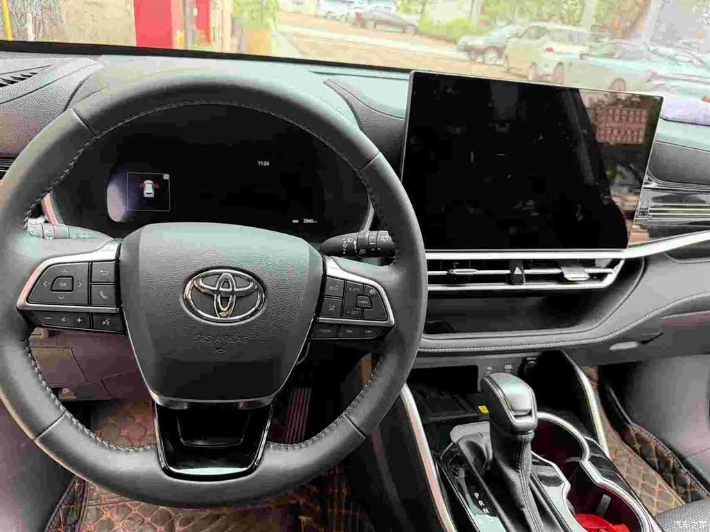 Toyota Highlander, 2026 9