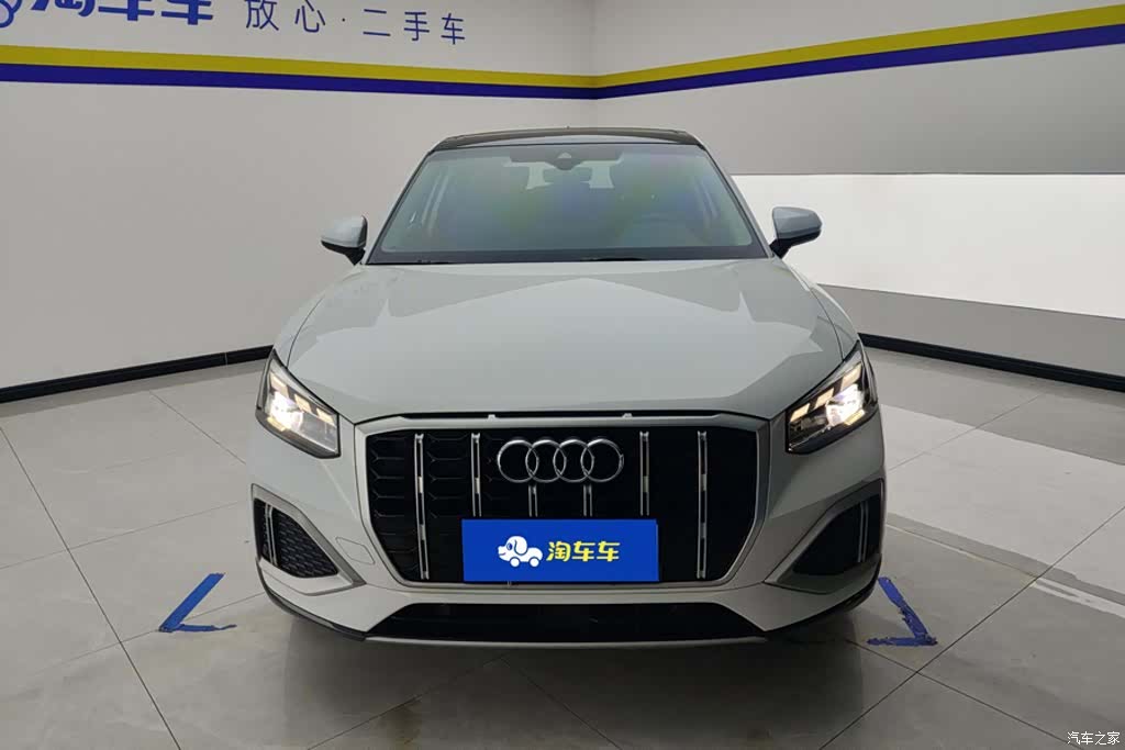 Audi Q2L, 2023 2