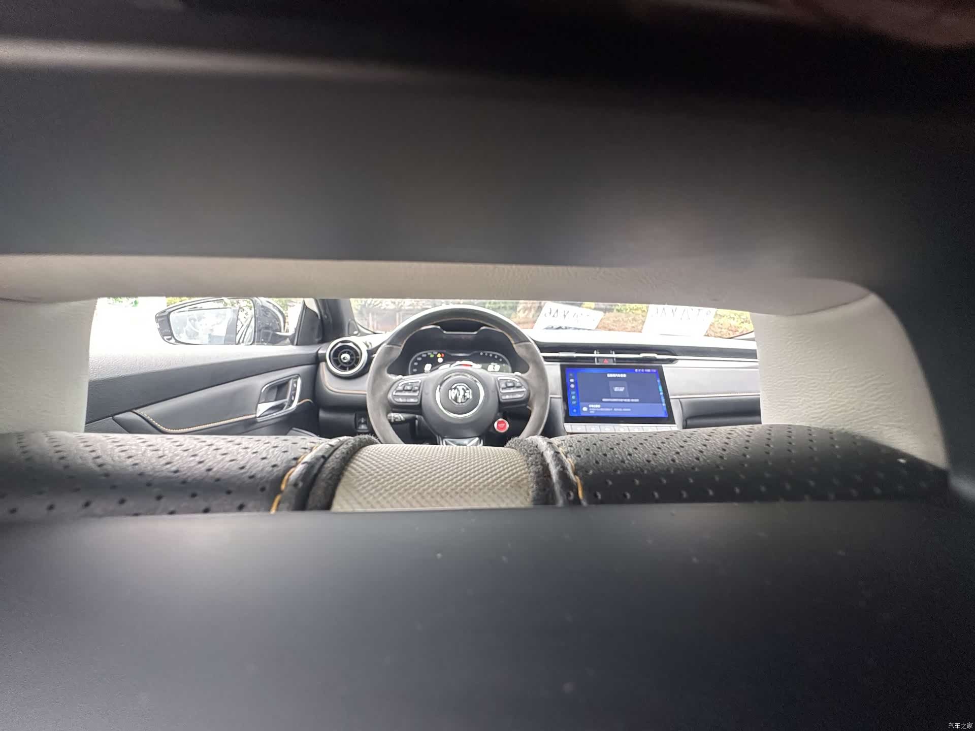 MG MG6, 2022 30