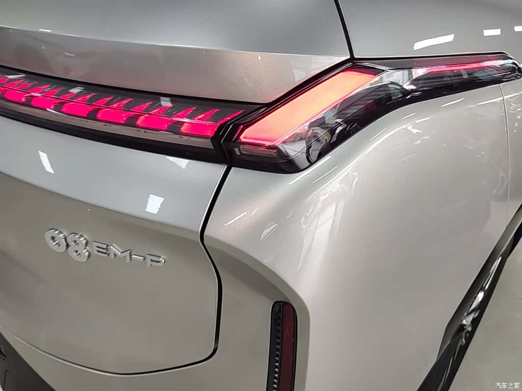 Lynk & Co 02, 2024 8