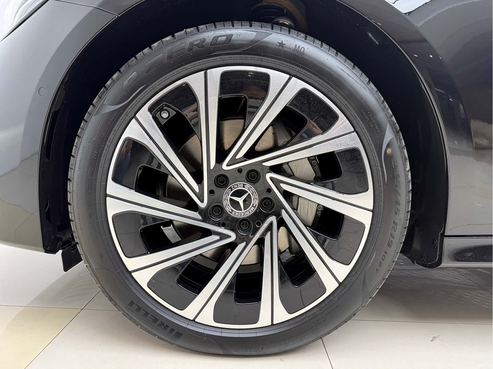 Mercedes-Benz E-Class, 2024 22