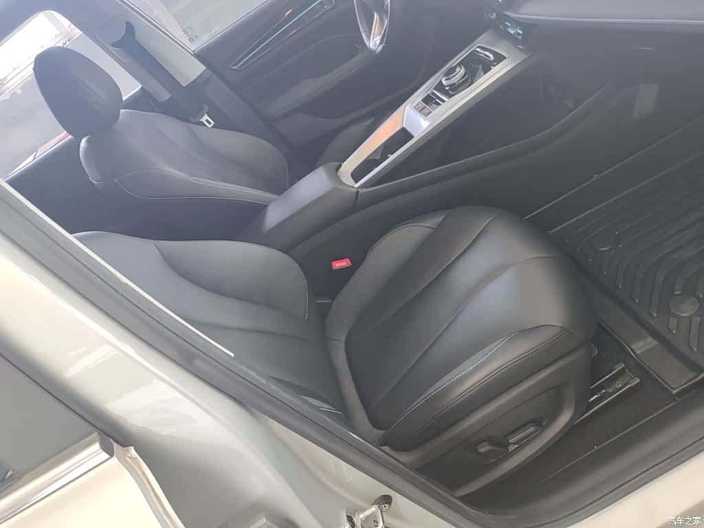 Roewe Ei5, 2022 25