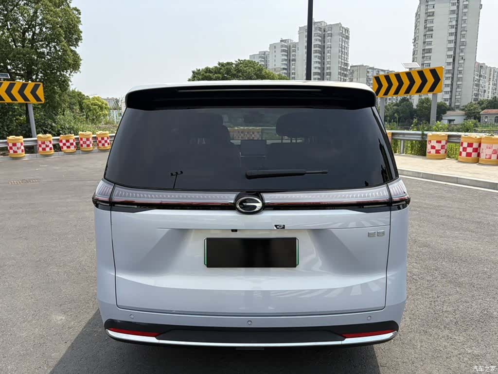 Trumpchi E8, 2024 22