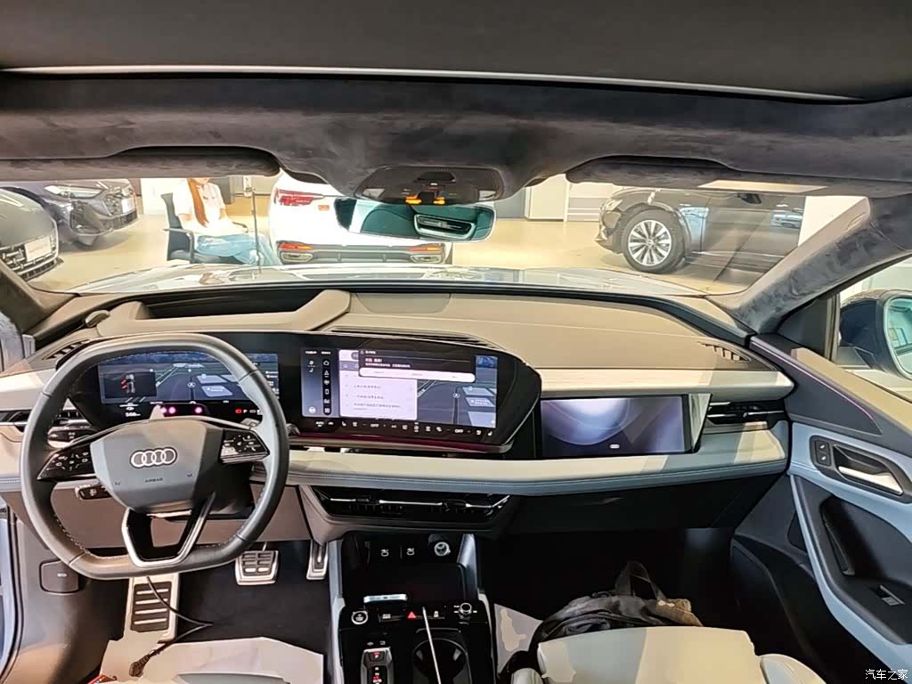 Audi e-tron, 2025 10