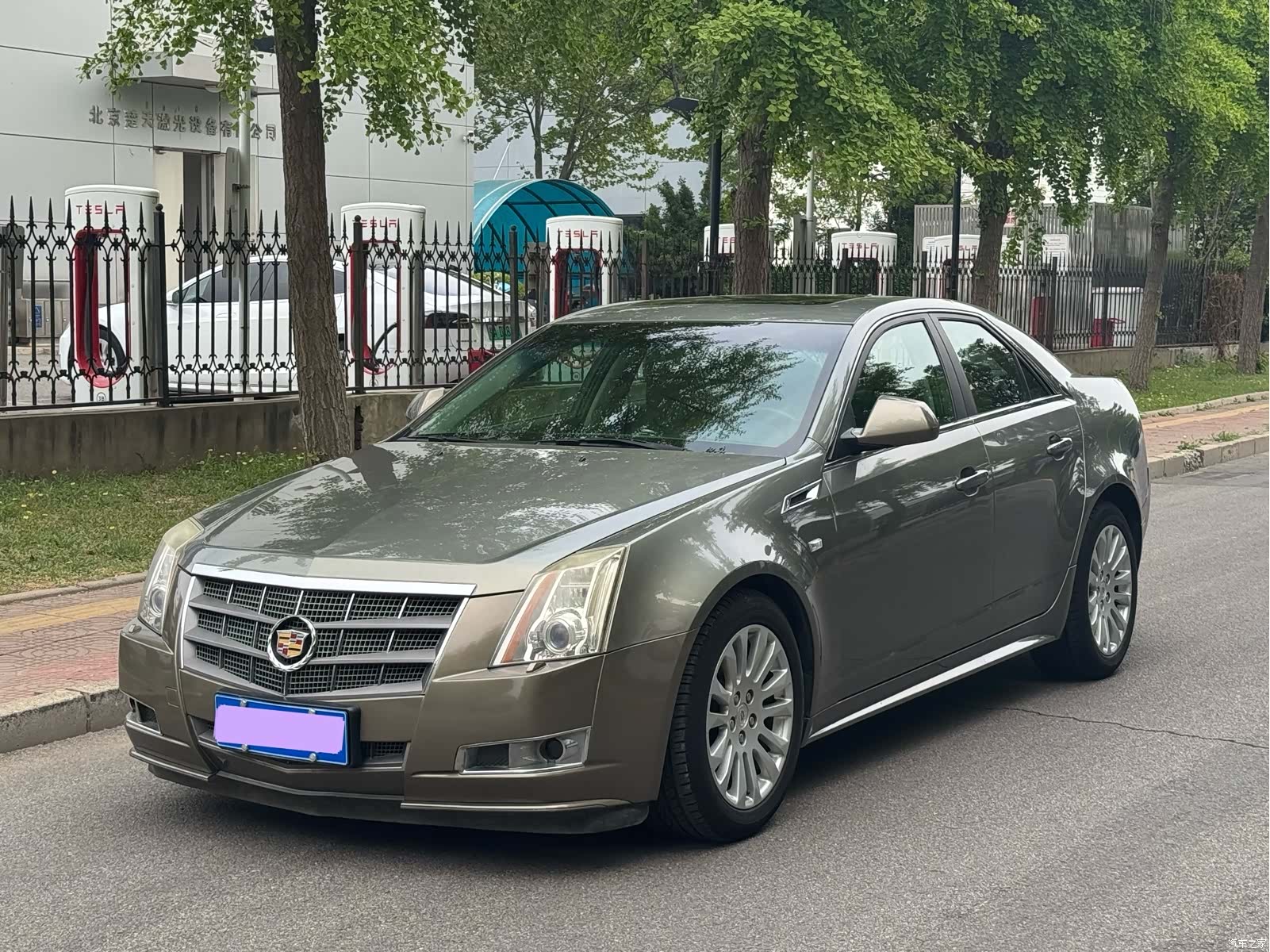 Cadillac CTS, 2011 4