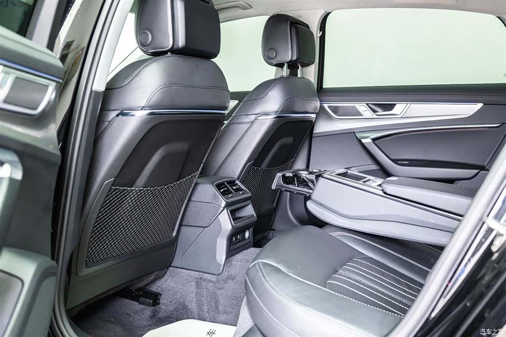 Audi A6L, 2023 7