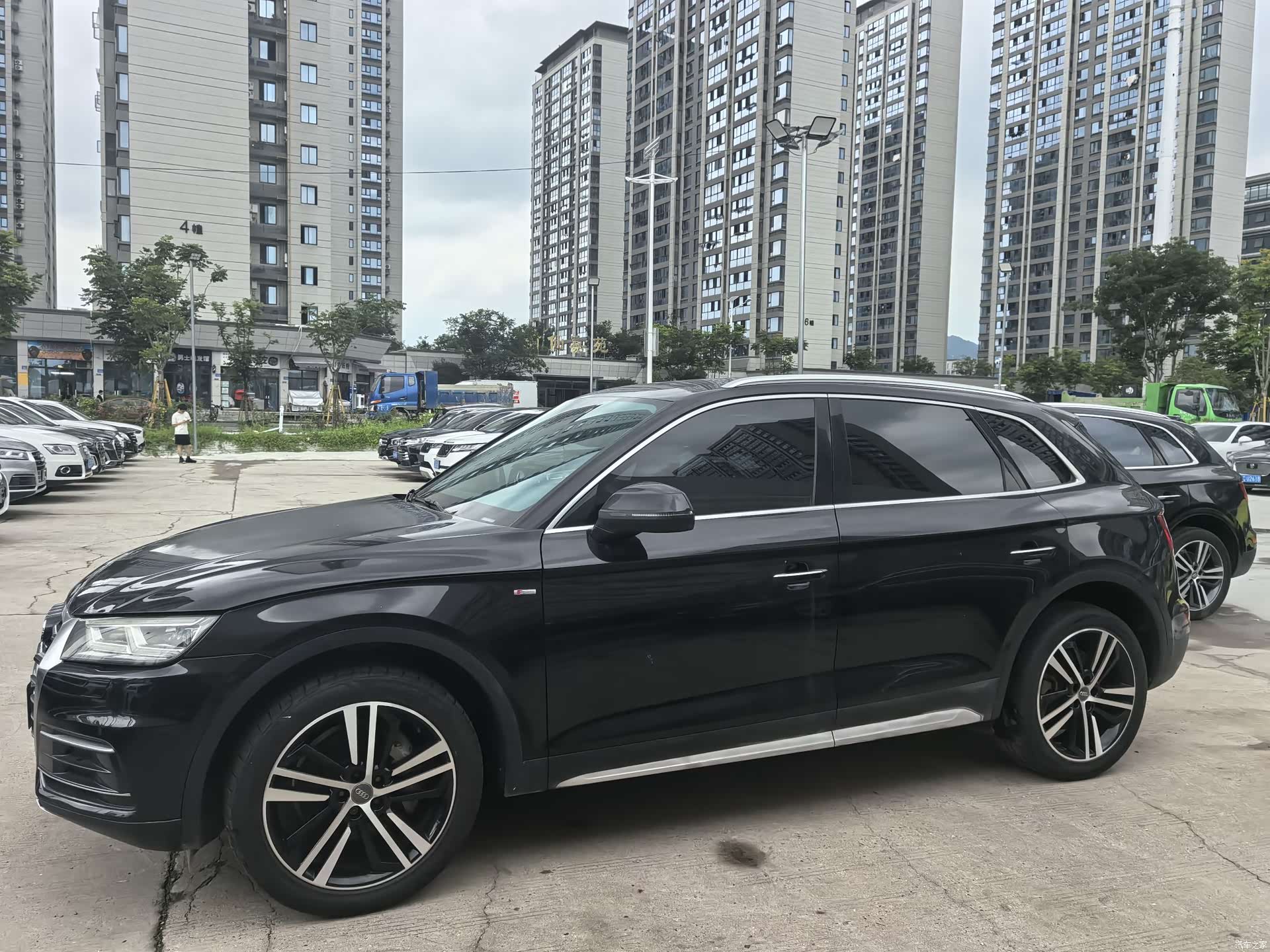 Audi Q5L, 2018 все фото