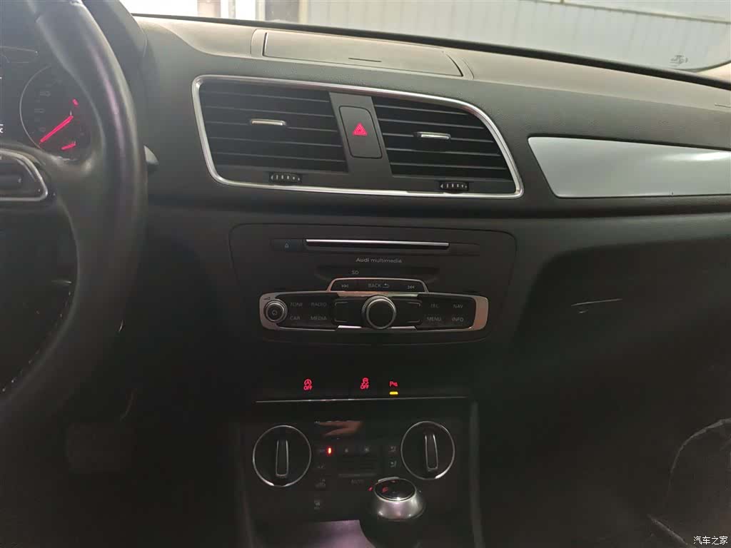 Audi Q3, 2019 13