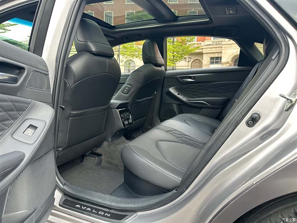 Toyota Avalon, 2019 9