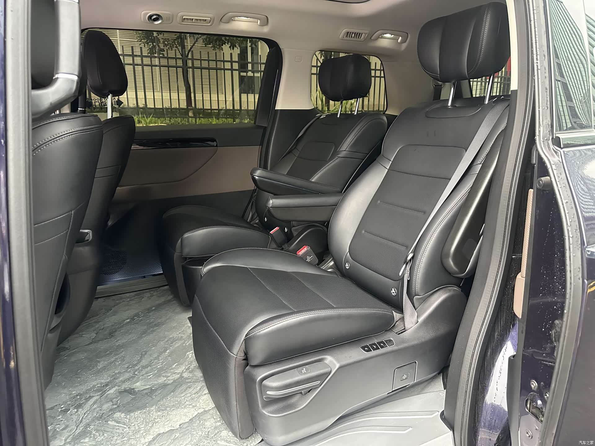 Trumpchi E8, 2024 15