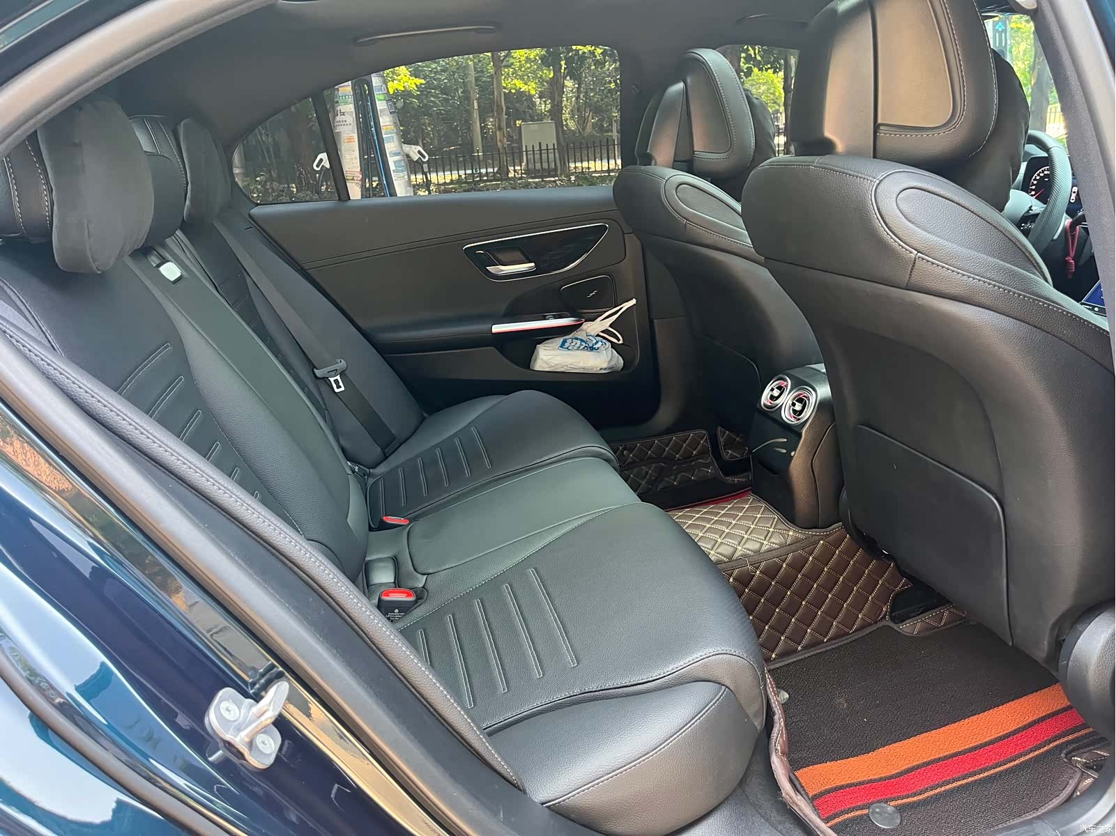 Mercedes-Benz C-Class, 2024 12