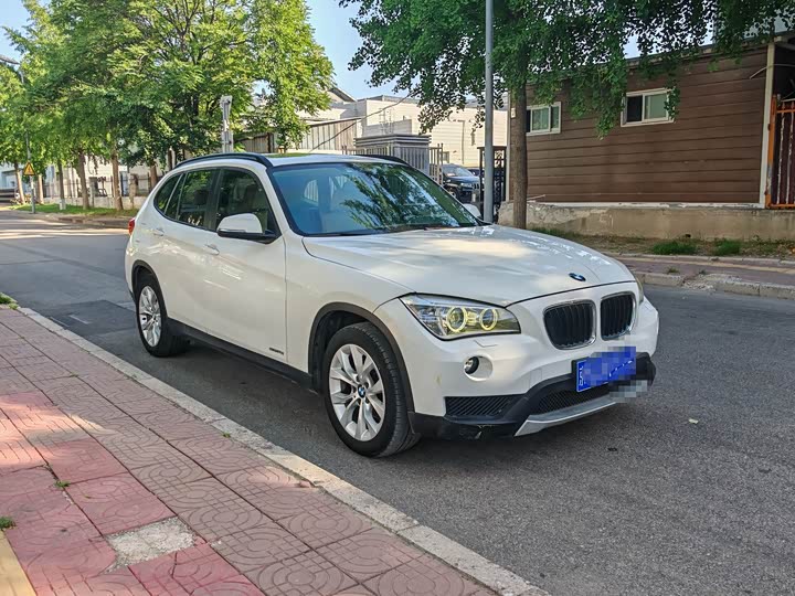 BMW X1, 2014 года фото 9