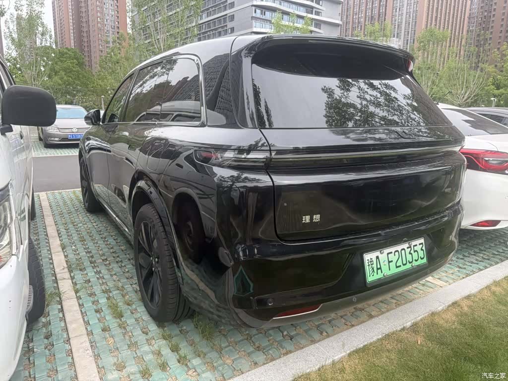 Li Auto L8, 2023 2