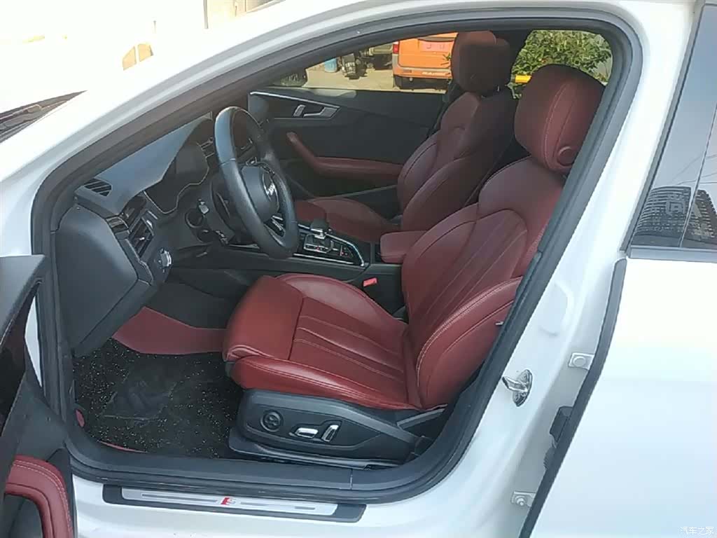 Audi A4L, 2024 15