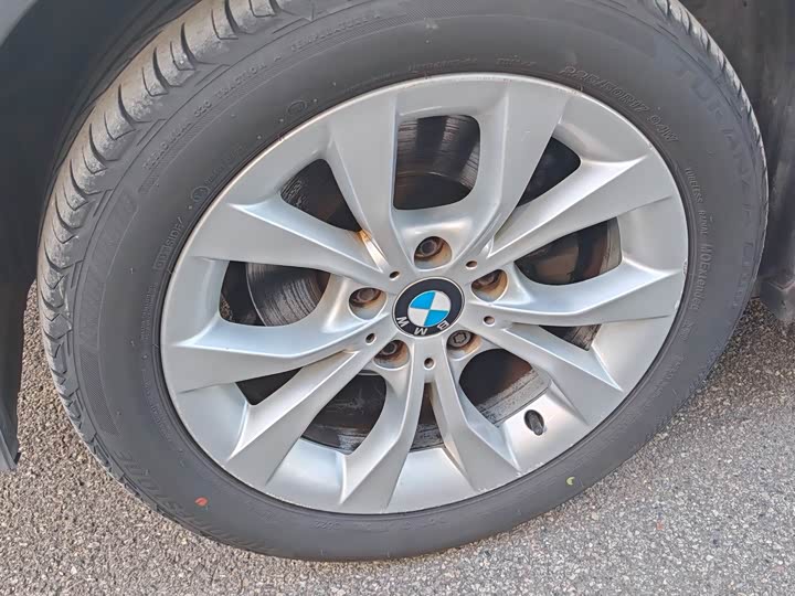 BMW X1, 2014 года фото 11