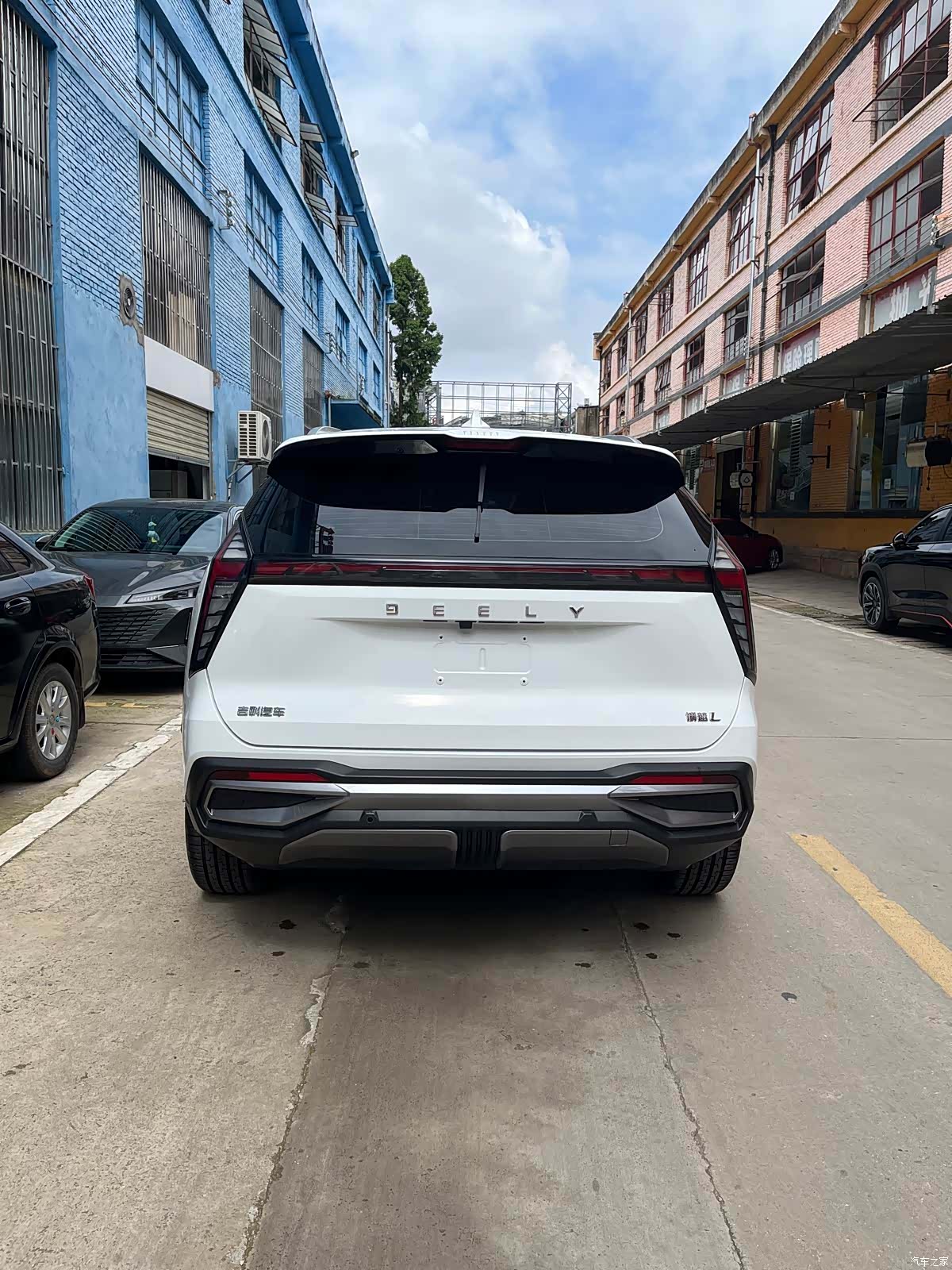 Geely Boyue, 2023 12