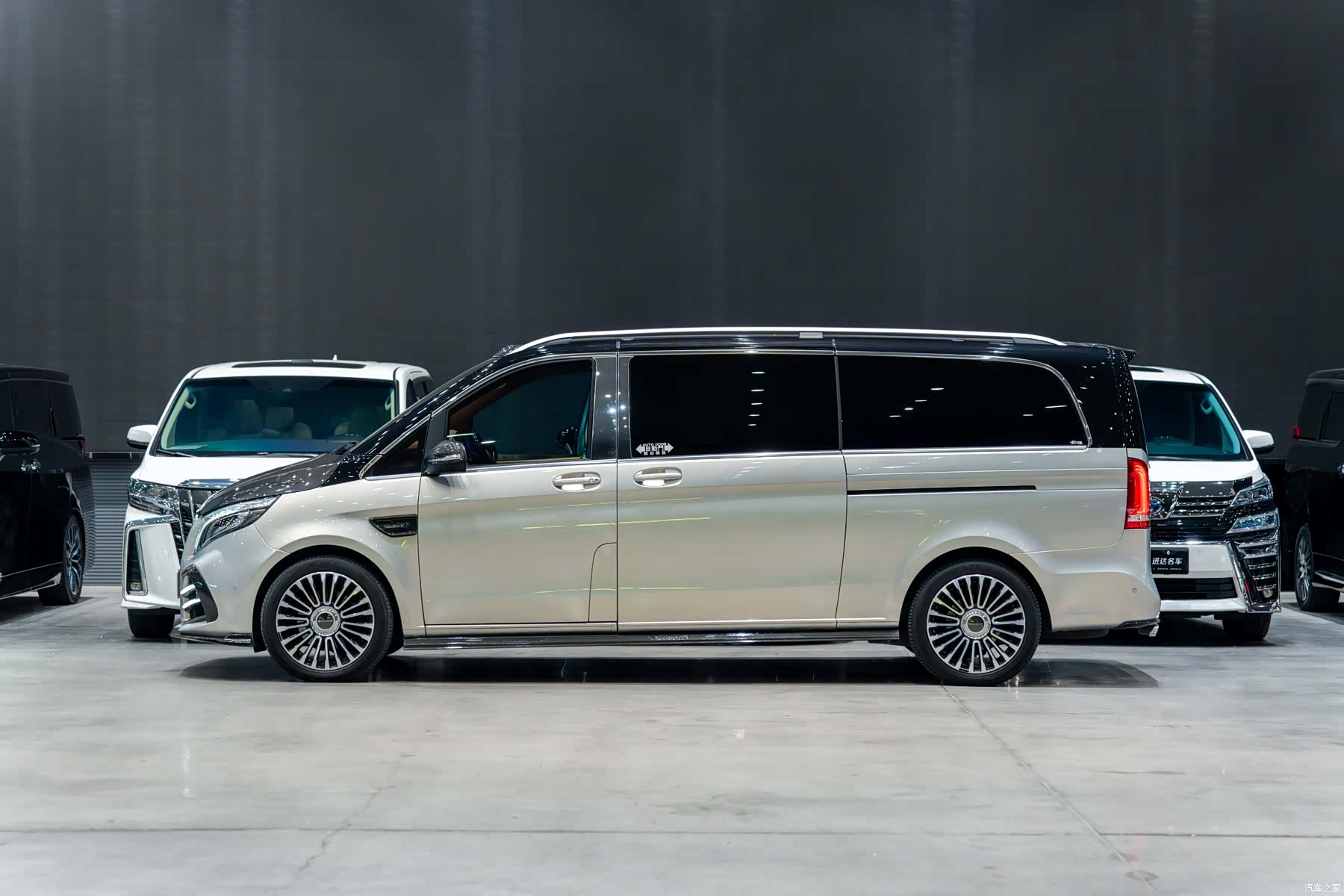 Mansory V-Class, 2022 4