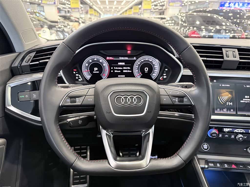 Audi Q3, 2022 18