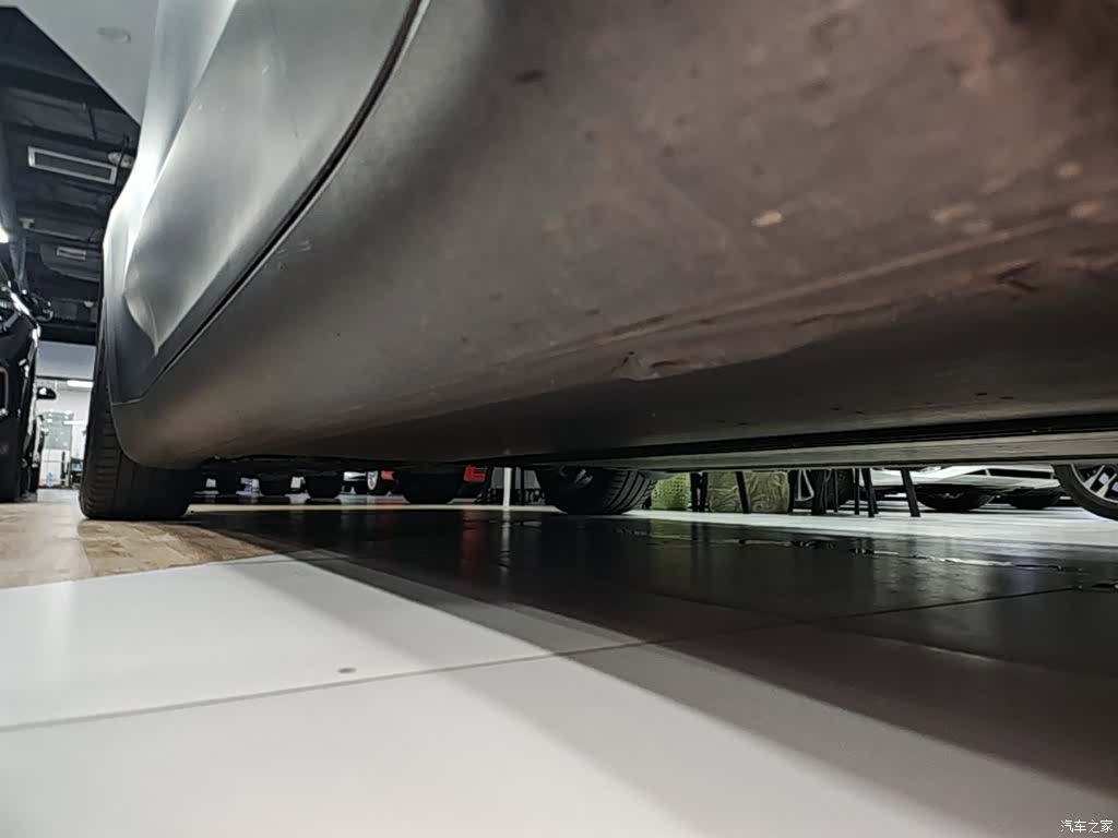 Tesla Model Y, 2021 19