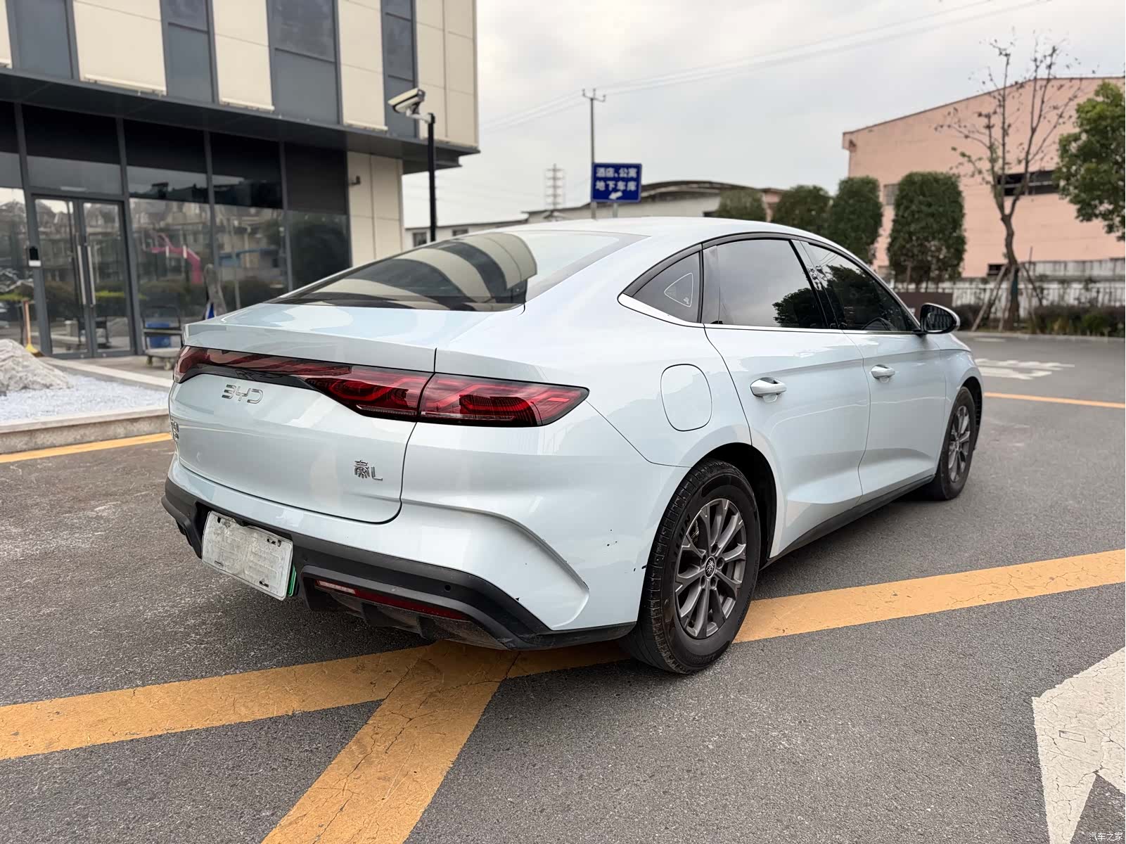 BYD Qin, 2024 все фото