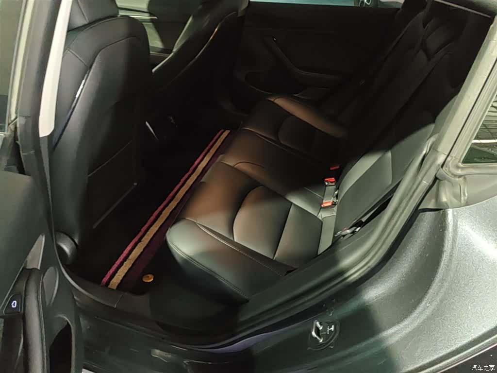 Tesla Model 3, 2022 17