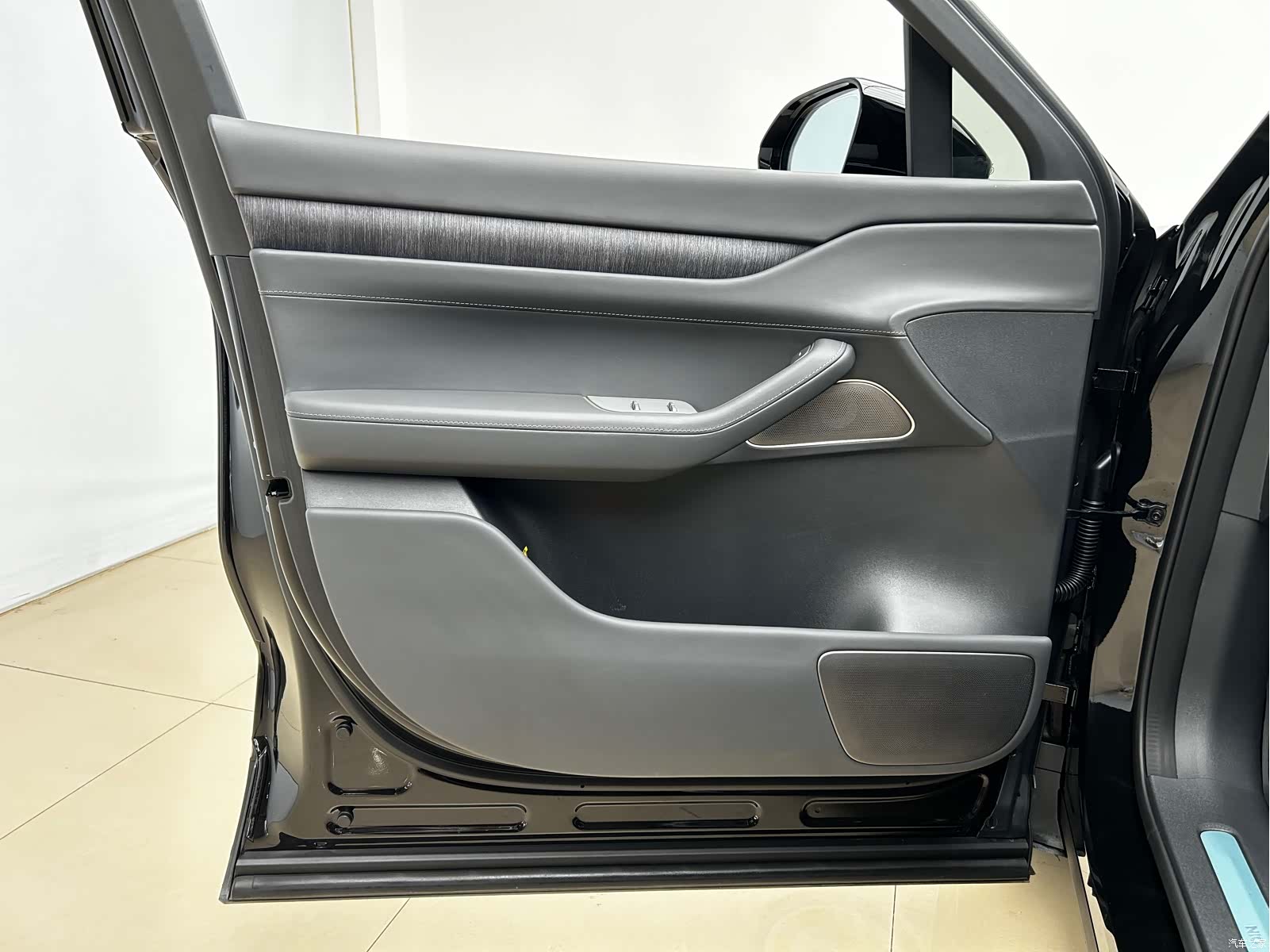 NIO ES8, 2023 22