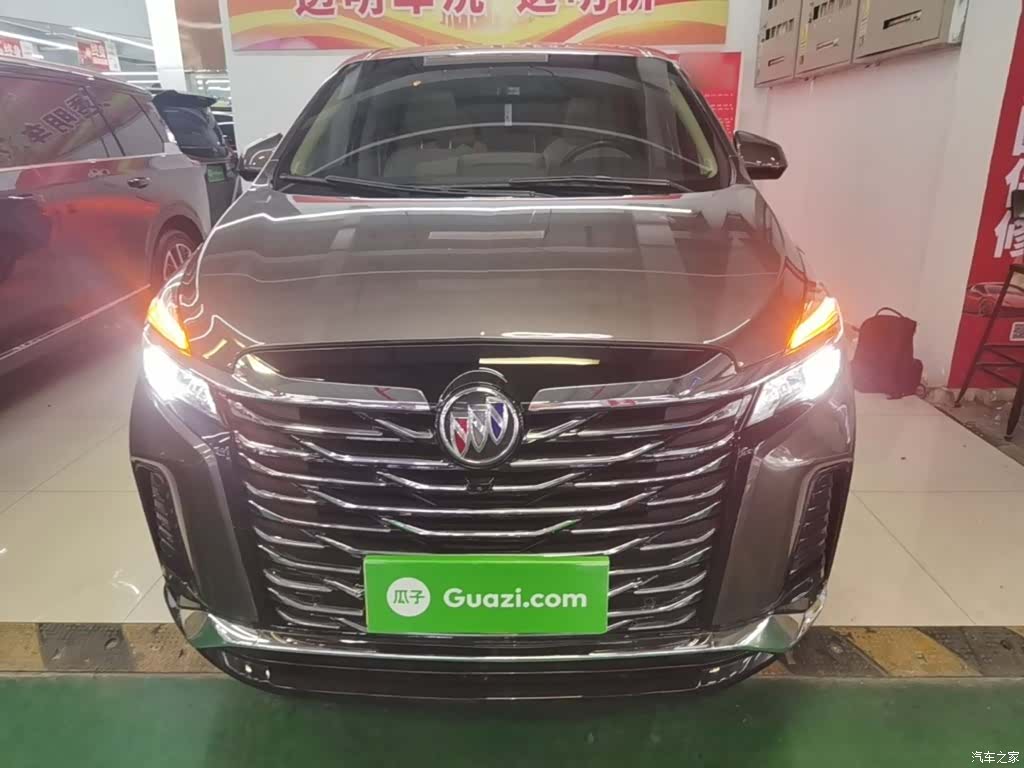 Buick GL8, 2023 3