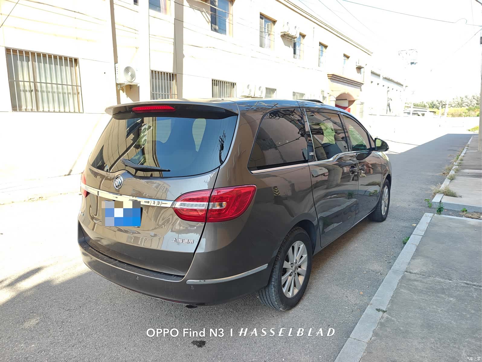 Buick GL8, 2015 4