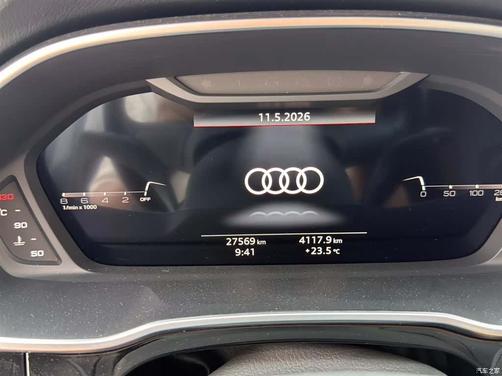 Audi Q3, 2022 10