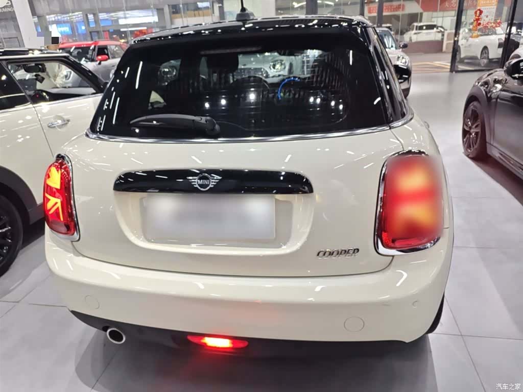 Mini Cooper, 2021 4