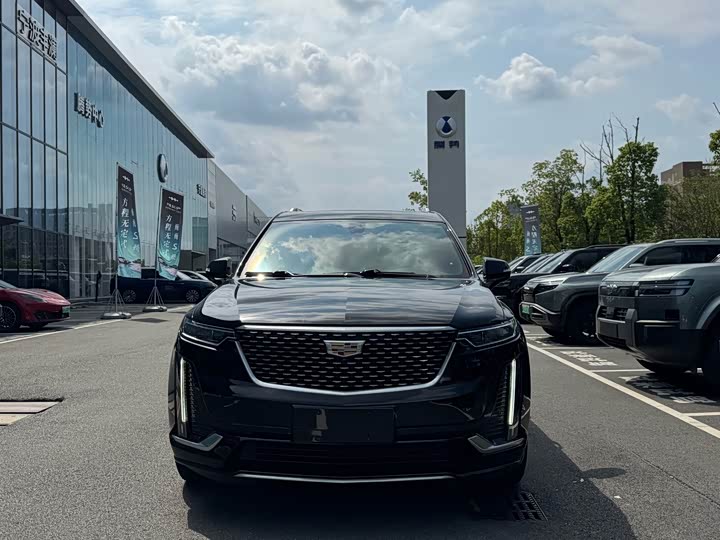 Cadillac XT6 2022 2.0T liu seats AWD Люкс