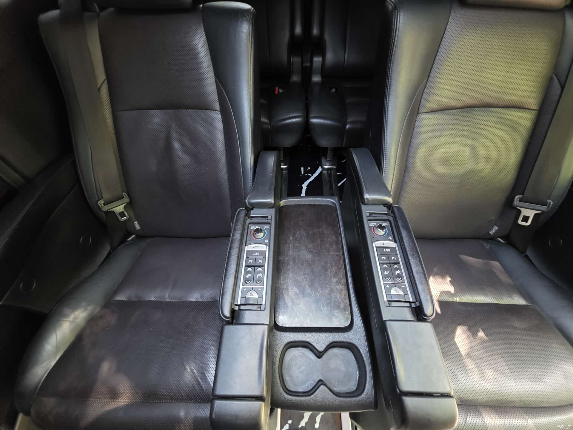 Toyota Alphard, 2014 12