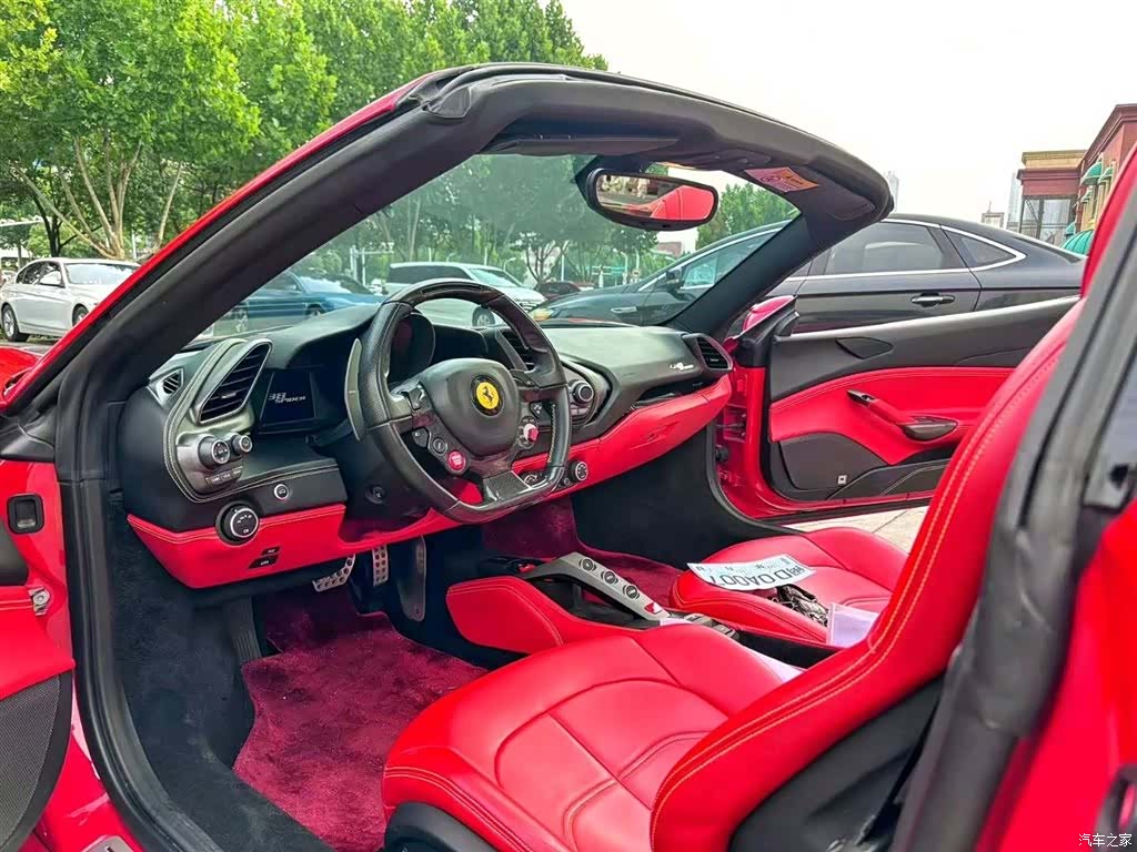 Ferrari 488, 2018 6