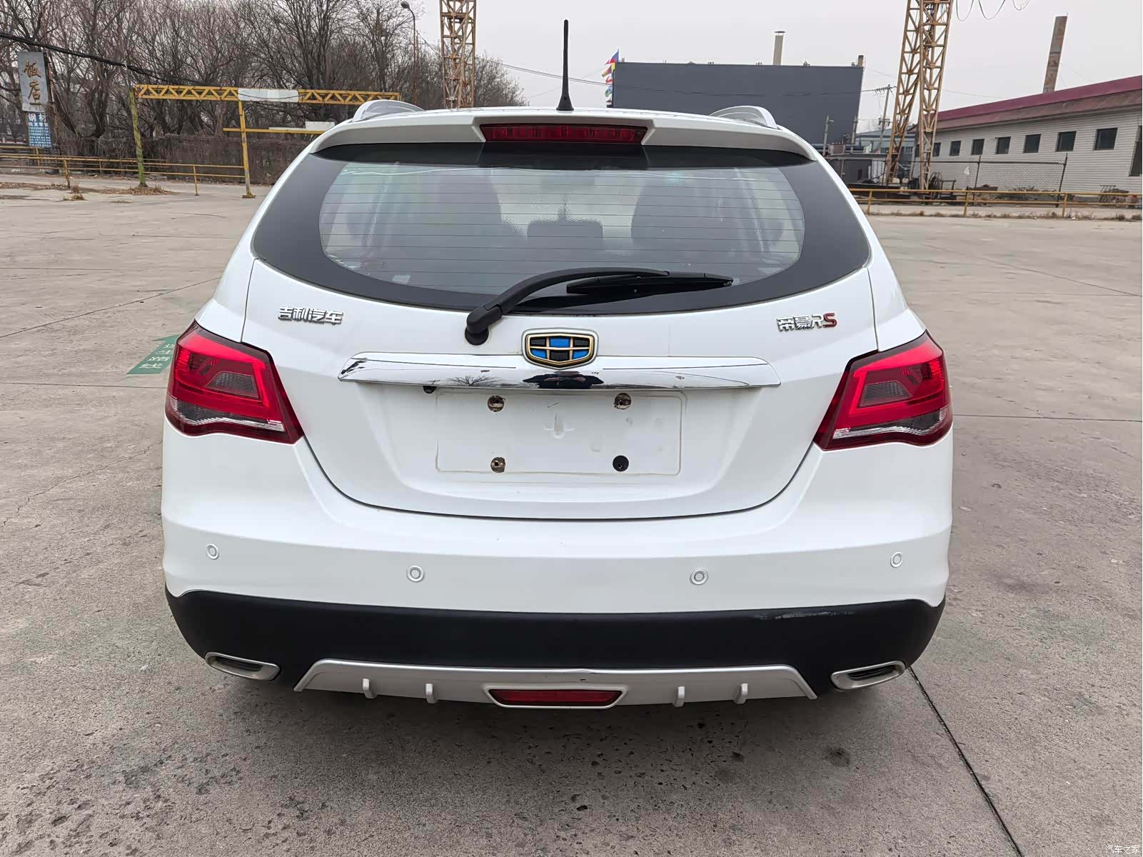 Geely Emgrand, 2017 6