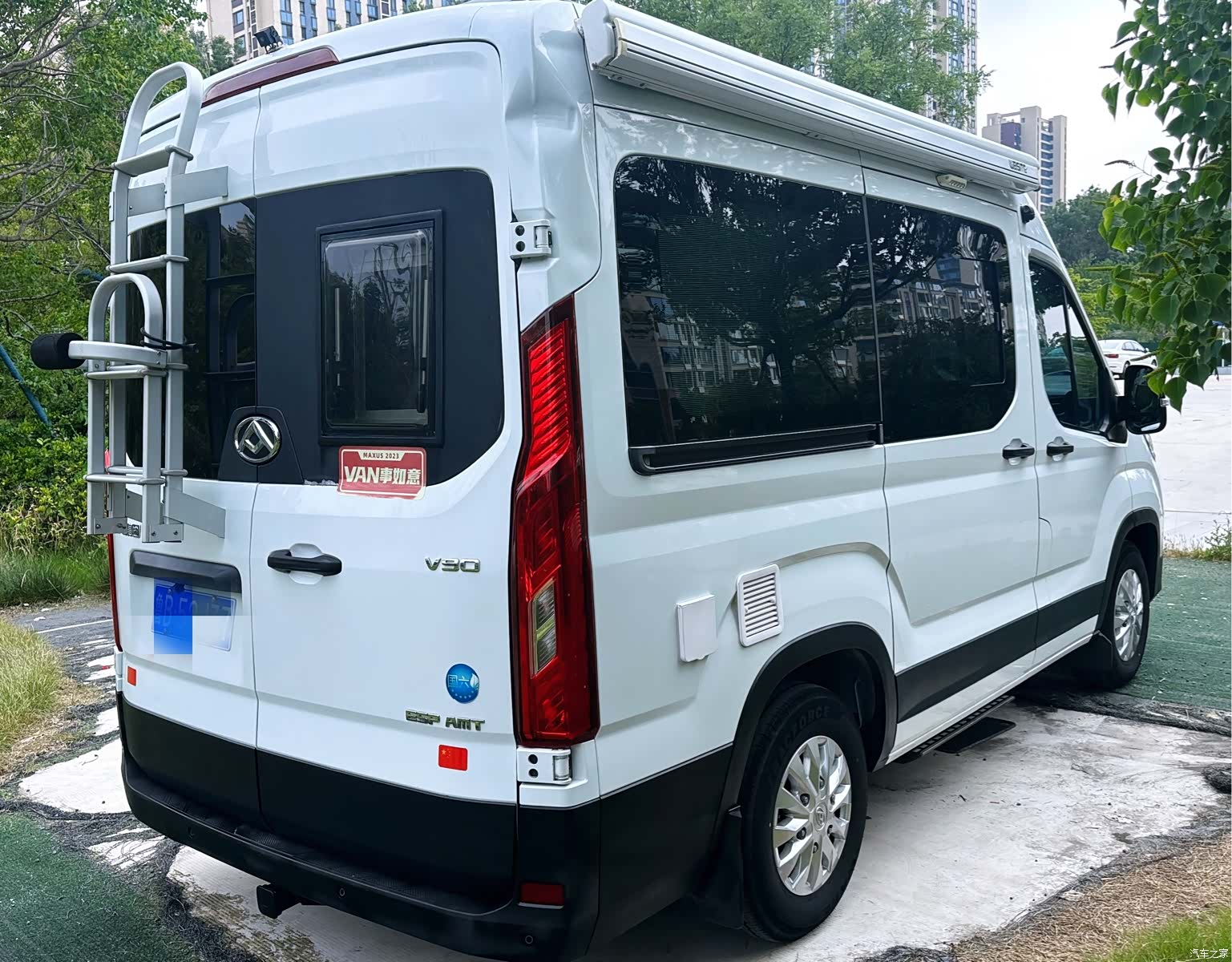 Maxus V90, 2022 6