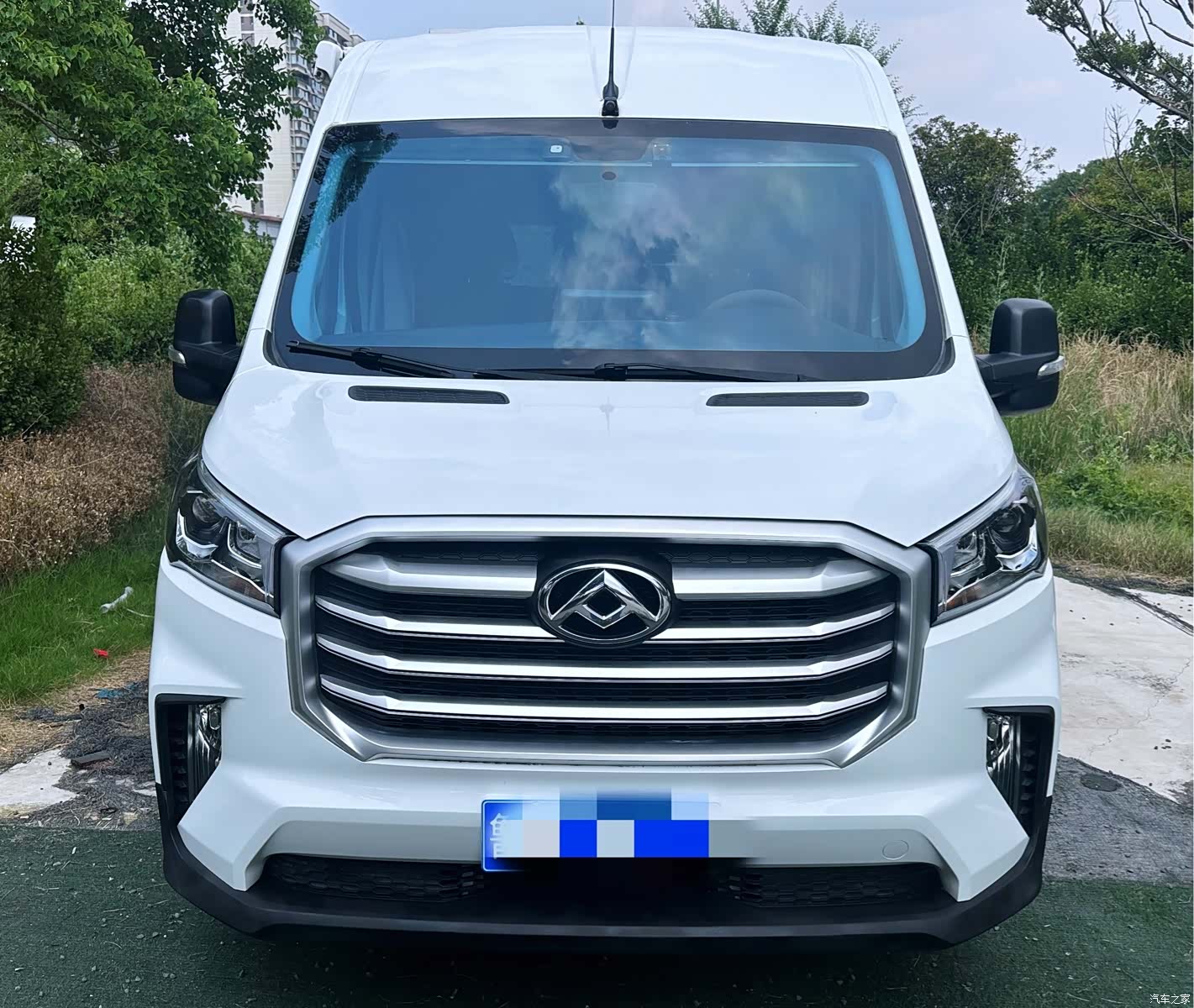 Maxus V90, 2022 1