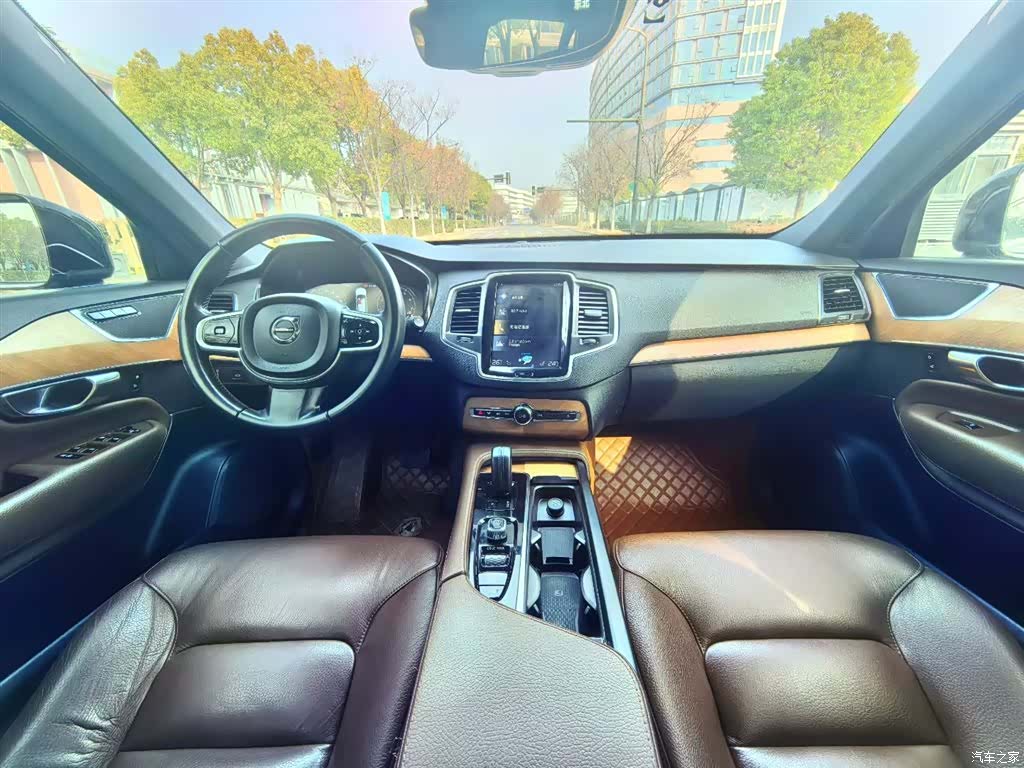 Volvo XC90, 2021 23
