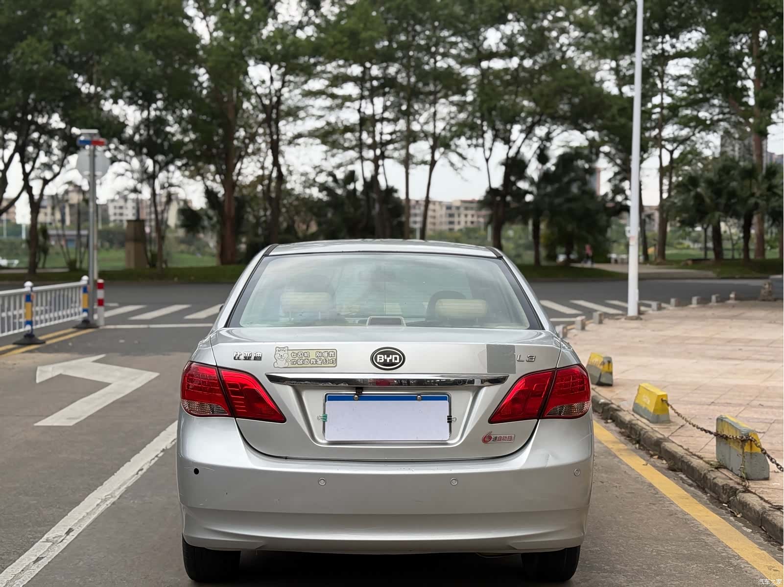 BYD L3, 2014 8