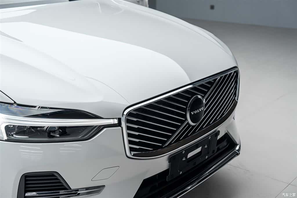 Volvo XC60, 2026 18